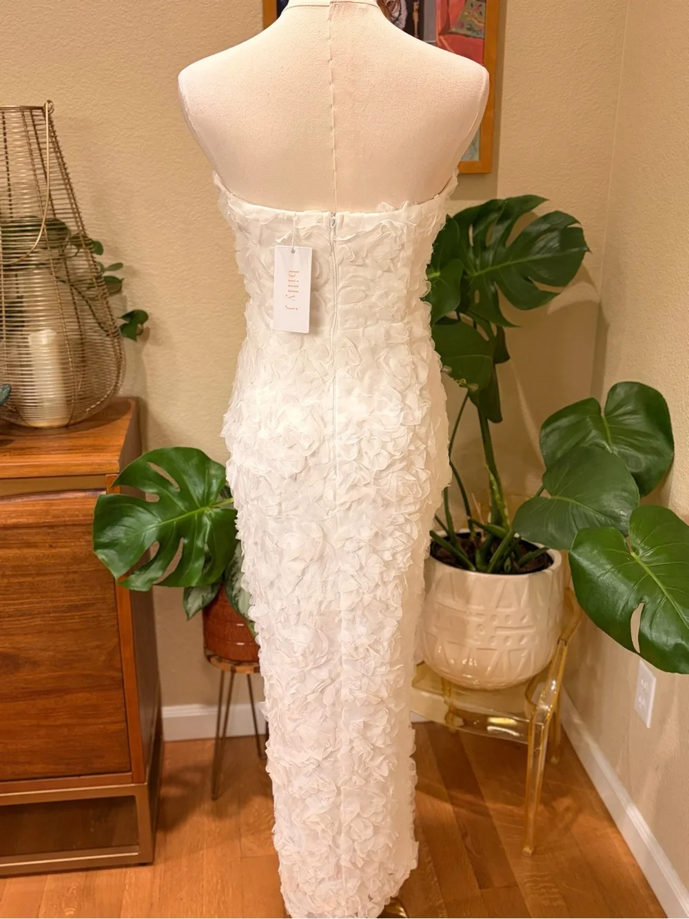 NWT Billy J Strapless White Floral Appliqué Midi Dress with Side Slit - US XS - Picture 8 of 11